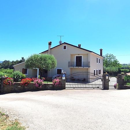 Apartment Mita Grožnjan Zewnętrze zdjęcie