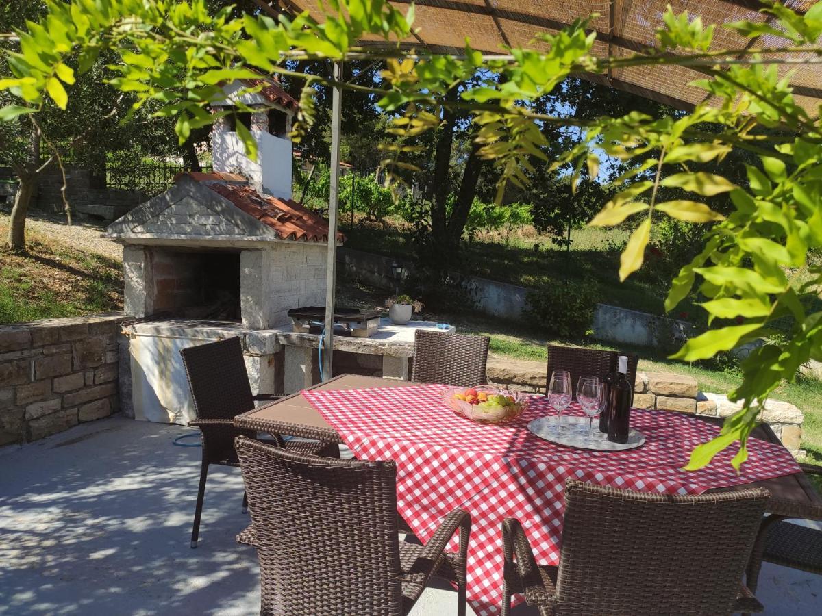 Apartment Mita Grožnjan Zewnętrze zdjęcie
