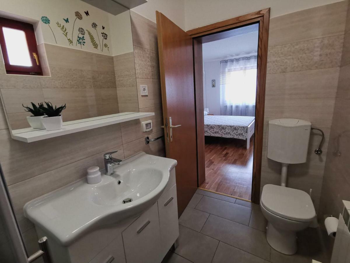 Apartment Mita Grožnjan Zewnętrze zdjęcie